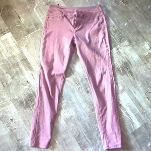 Maurices size M-R
